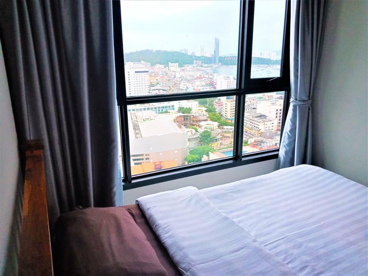 Llx Apartments At The Base Condo Pattaya Dış mekan fotoğraf